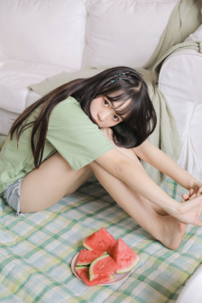 村长用力挺进她的花苞