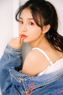 日本娇小第一次与黑人