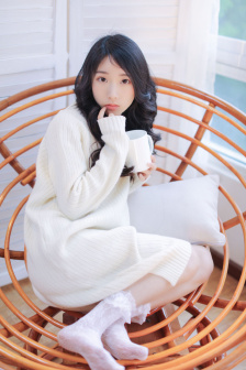 女大学生浴室